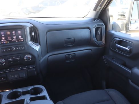 Certified 2024 Chevrolet Silverado 2500 Custom w/ Custom Value Package image 17