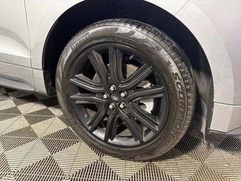 Used 2024 Ford Edge ST-Line AWD/4WD image 2