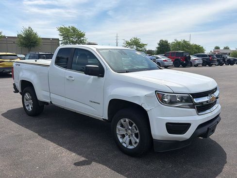 Used 2020 Chevrolet Colorado LT w/ Safety Package AWD/4WD image 2