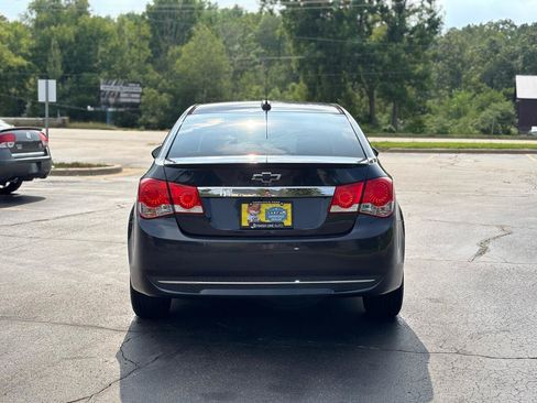 Used 2015 Chevrolet Cruze LT w/ RS Package FWD image 7
