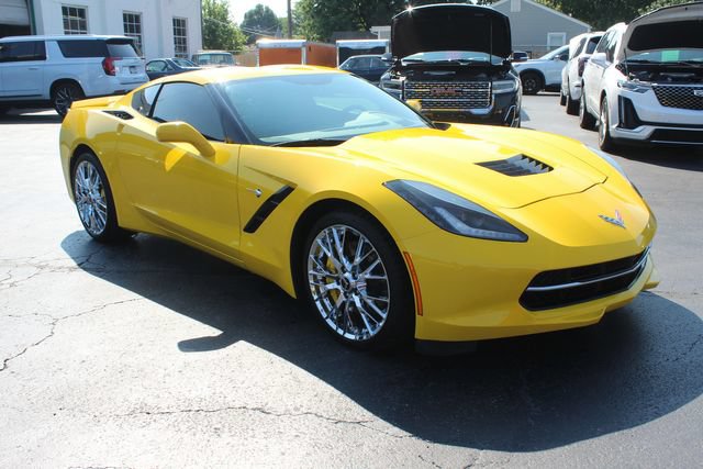 Used 2015 Chevrolet Corvette Stingray Coupe w/ 2LT Preferred Equipment Group RWD image 18