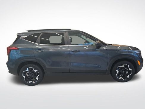 Used 2025 Kia Seltos EX w/ EX Sunroof Package image 6