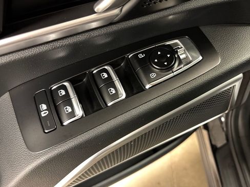 Used 2025 Kia Telluride S image 21