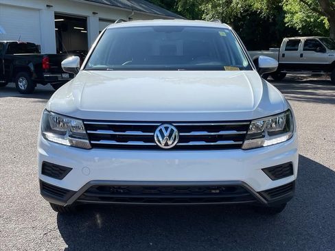 Used 2020 Volkswagen Tiguan SE FWD image 30