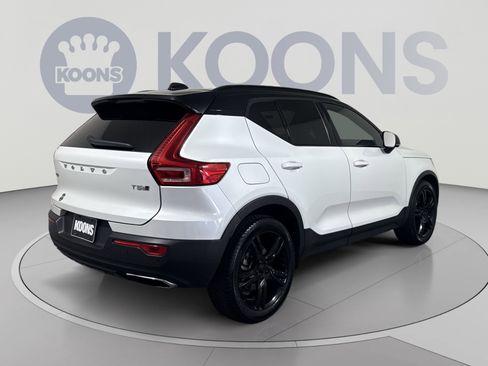 Used 2020 Volvo XC40 T5 R-Design AWD/4WD image 7
