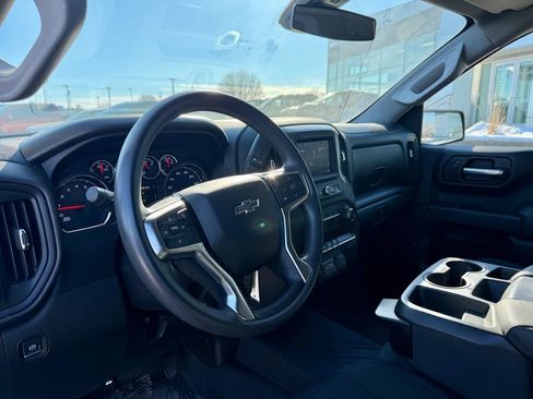 Used 2021 Chevrolet Silverado 1500 Custom Trail Boss w/ Safety Confidence Package image 9