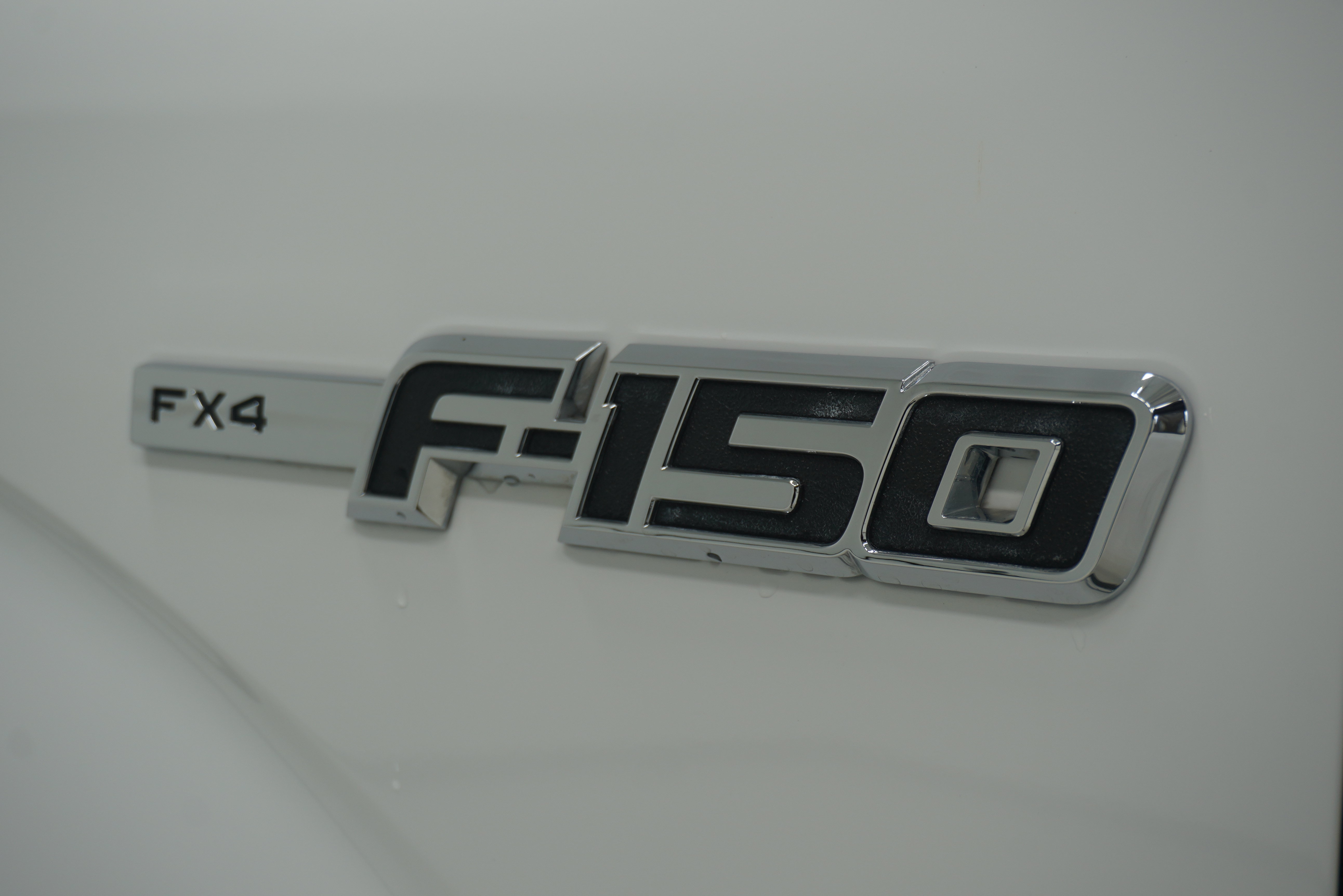 Used 2014 Ford F150 FX4 w/ Equipment Group 402A Luxury AWD/4WD image 36