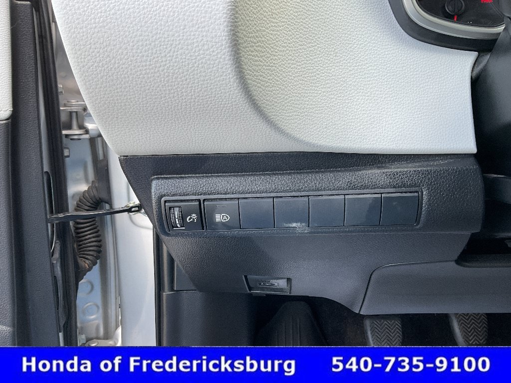 Used 2021 Toyota Corolla SE FWD image 27