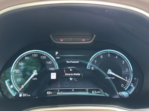 Used 2024 Genesis GV80 3.5T Advanced AWD/4WD image 31