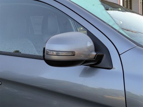 New 2025 Mitsubishi Outlander Sport SE image 12