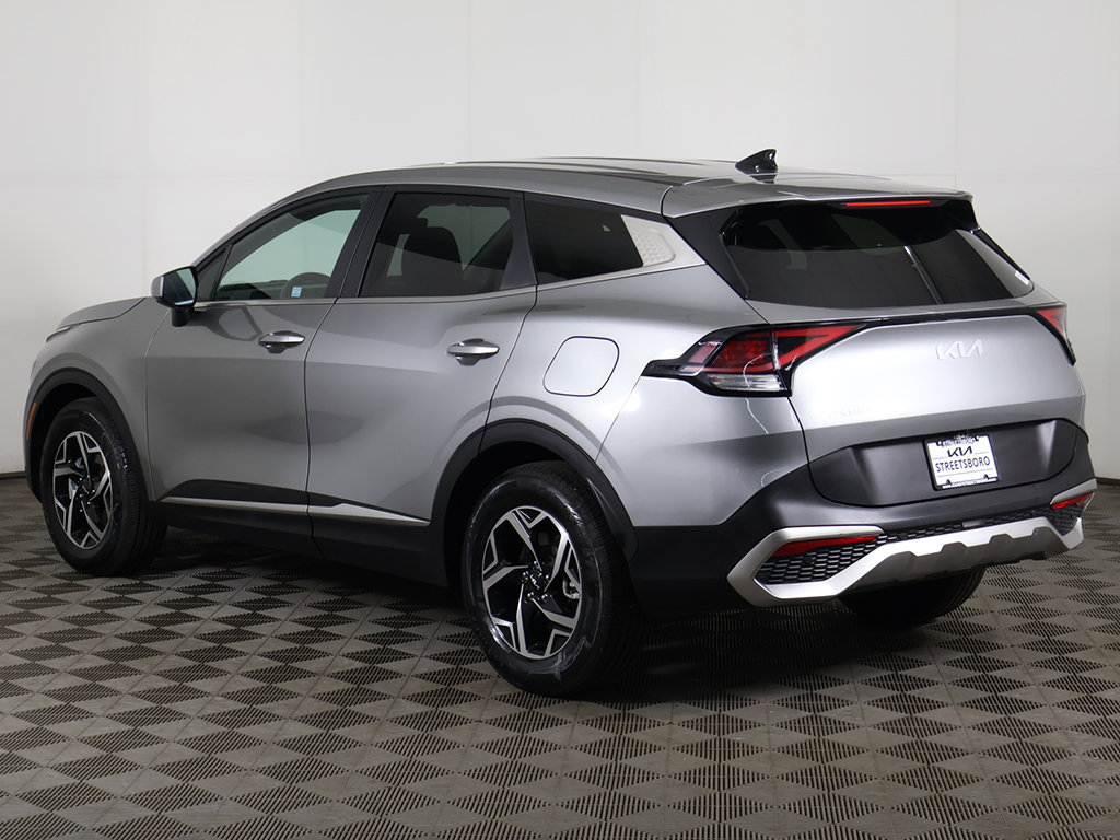 Used 2024 Kia Sportage LX FWD image 7