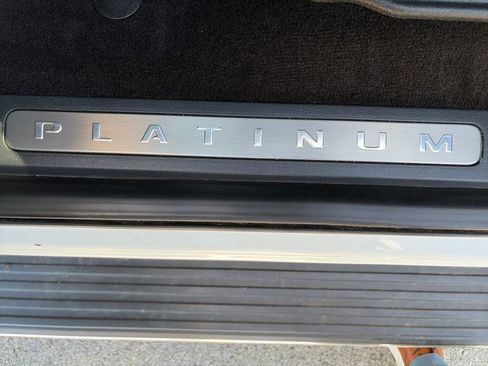 Used 2022 Ford Expedition Platinum AWD/4WD image 20