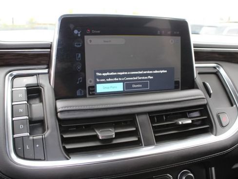 Used 2024 Chevrolet Suburban LT RWD image 26