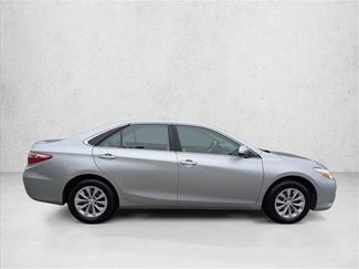 Used 2016 Toyota Camry LE FWD video 4