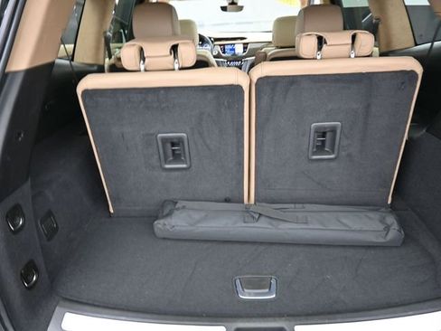 Used 2024 Cadillac XT6 Sport w/ LPO, Onyx Lite Package image 28