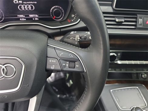 Used 2018 Audi Q5 2.0T Premium Plus w/ Premium Plus Package image 18