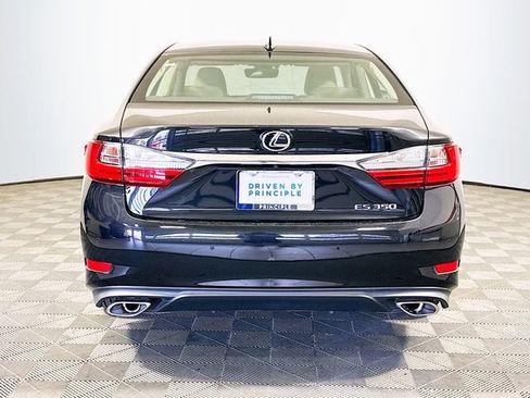 Used 2016 Lexus ES 350 w/ Luxury Package w/Wood Trim FWD image 7