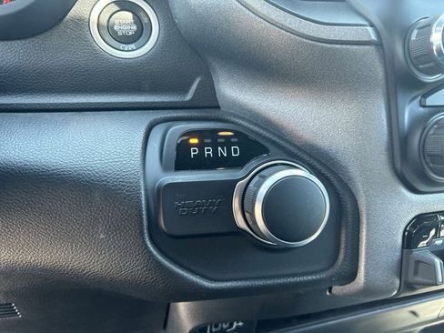 Used 2024 RAM 2500 Tradesman w/ Chrome Appearance Group image 29