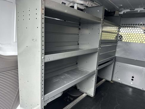 Used 2022 Ford Transit Connect XL image 18