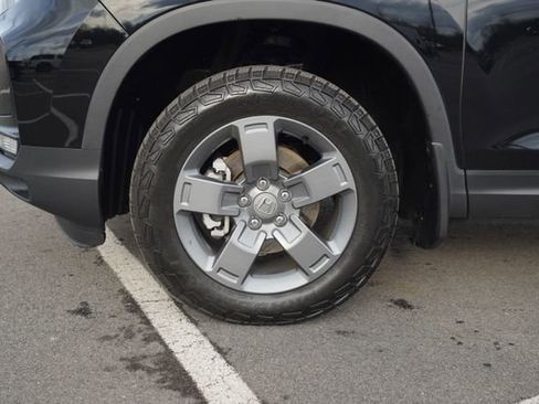 Used 2024 Honda Ridgeline TrailSport image 11