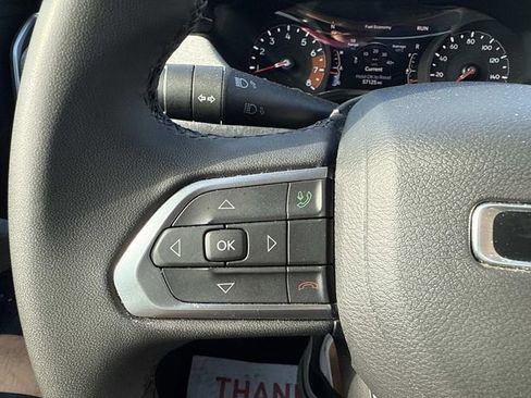 Used 2024 Jeep Compass Latitude image 36