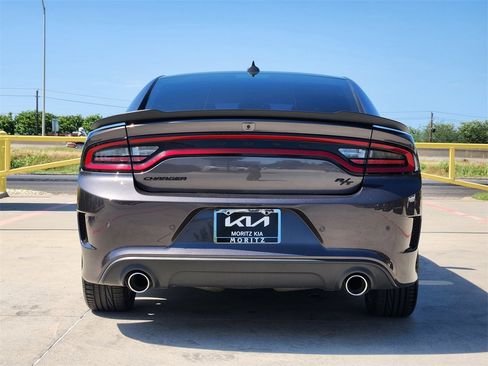 Used 2023 Dodge Charger R/T w/ Blacktop Package image 5