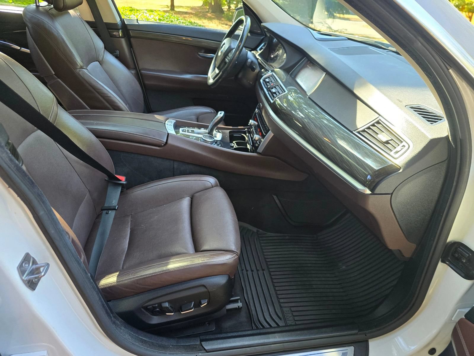 Used 2015 BMW 535i Gran Turismo xDrive AWD/4WD image 11