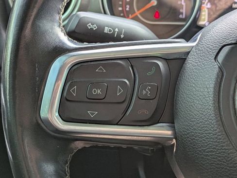 Used 2021 Jeep Wrangler Unlimited Sahara w/ Uconnect 4C Nav & Sound Group AWD/4WD image 29