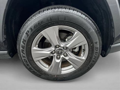 Used 2025 Toyota RAV4 XLE image 26