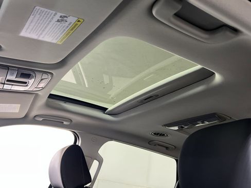 New 2025 Kia Telluride S image 22