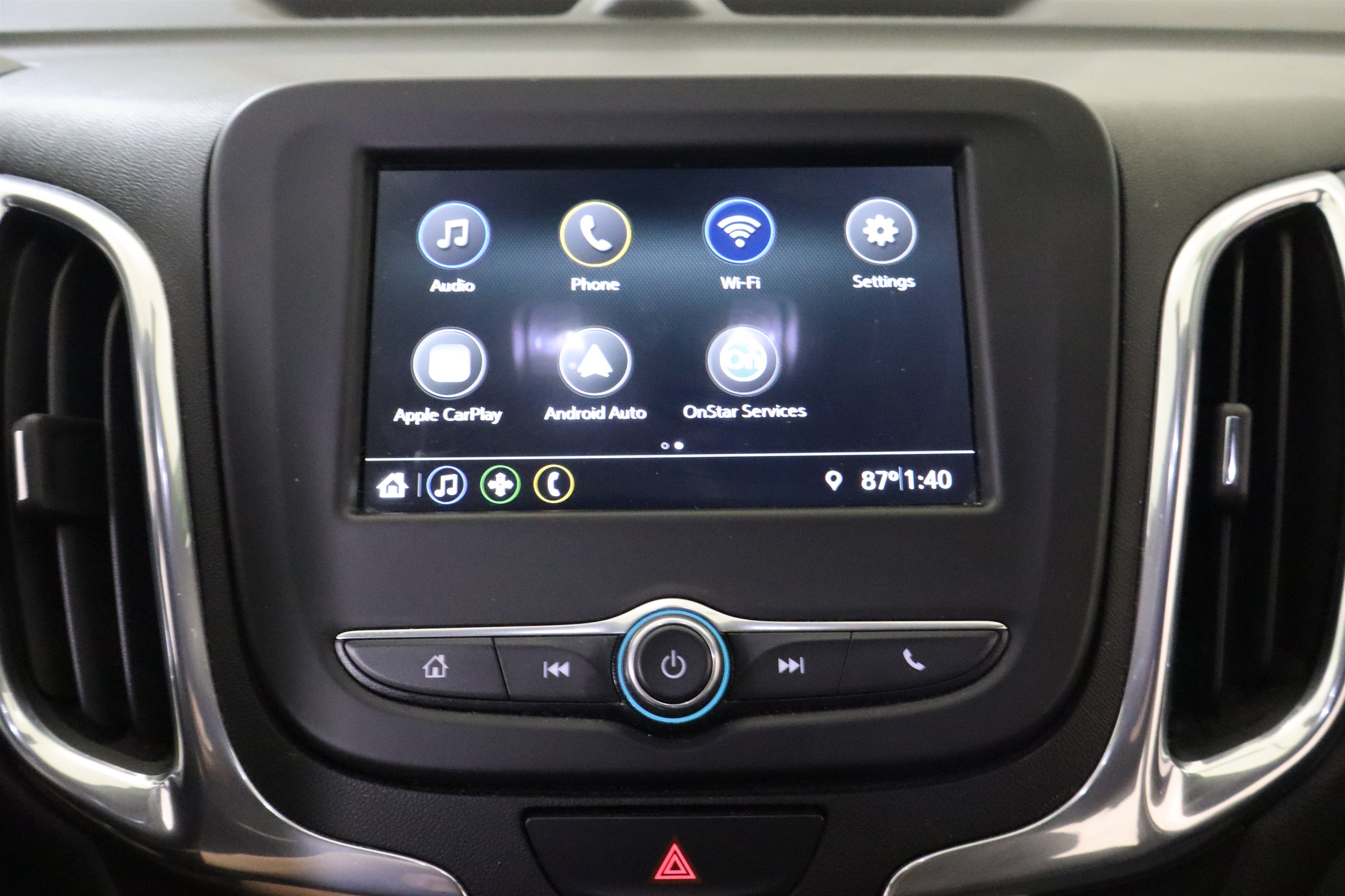 Used 2019 Chevrolet Equinox LT FWD image 24