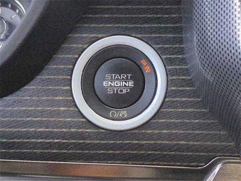 Used 2020 RAM 1500 Limited image 35