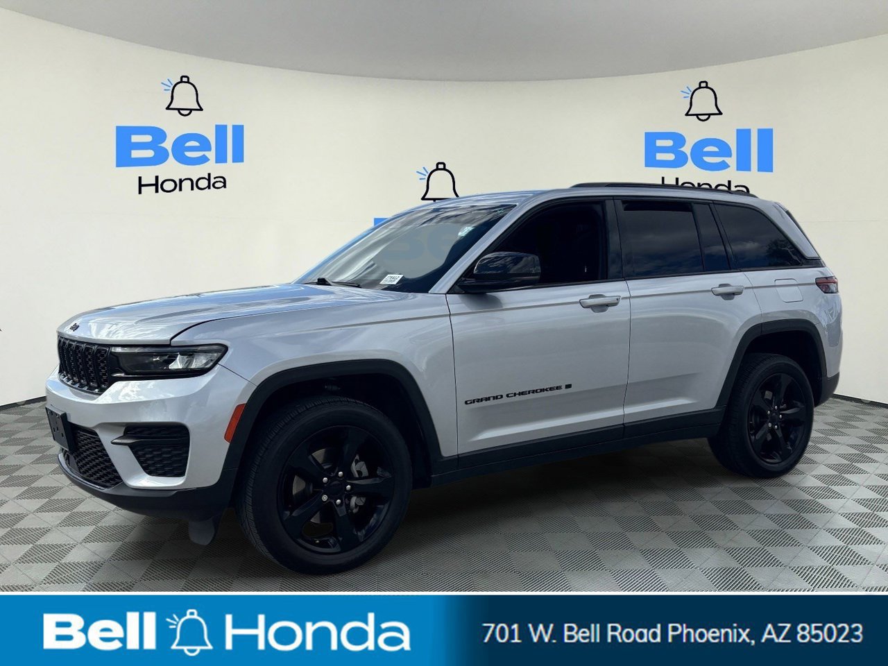 Used 2022 Jeep Grand Cherokee Altitude AWD/4WD image 1