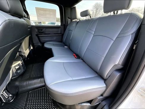 New 2024 RAM 5500 Tradesman w/ Chrome Appearance Group AWD/4WD image 16