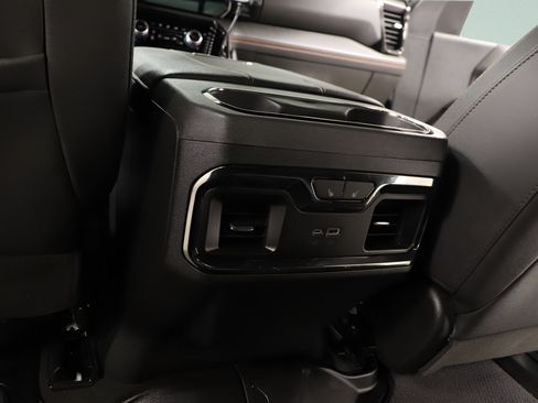 Used 2024 GMC Sierra 2500 AT4 w/ AT4 Premium Plus Package AWD/4WD image 26