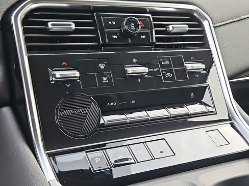 New 2026 Nissan Armada SV image 13