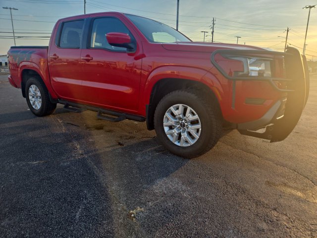 Used 2023 Nissan Frontier SV w/ Technology Package AWD/4WD image 3