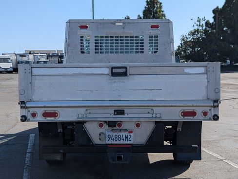 Used 2018 Ford Transit 250 138 image 5