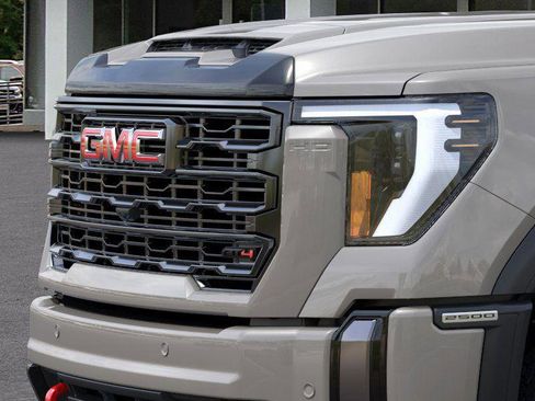 New 2026 GMC Sierra 2500 AT4 w/ LPO, Black Badging Package image 13