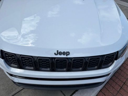 Used 2026 Jeep Compass Limited AWD/4WD image 13