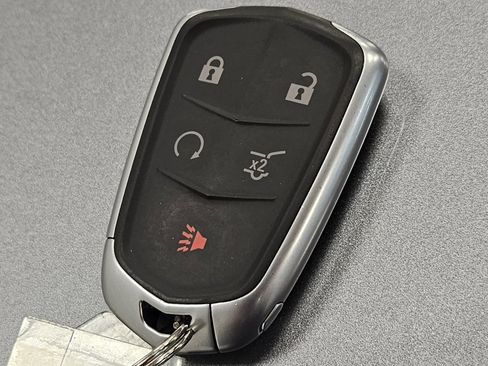 Used 2024 Cadillac XT6 Premium Luxury w/ Technology Package image 48