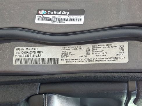 Used 2023 Jeep Grand Cherokee L Laredo AWD/4WD image 28
