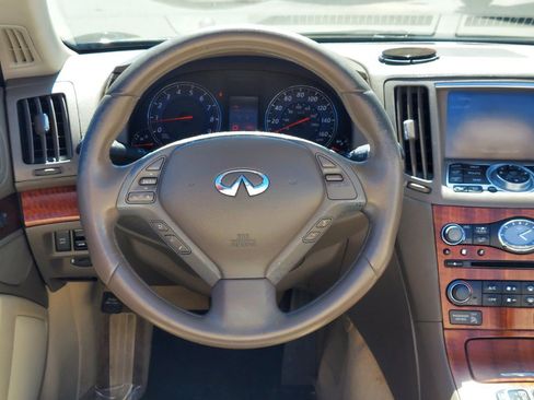 Used 2009 INFINITI G37 Convertible w/ Premium Pkg RWD image 12