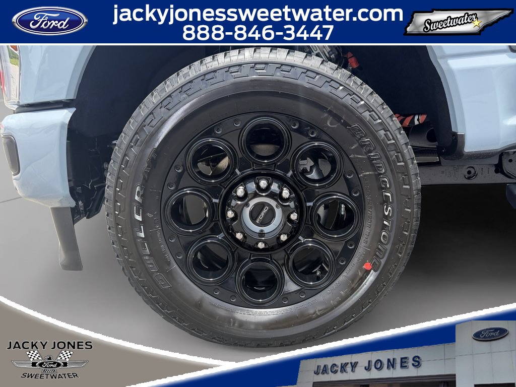 New 2026 Ford F350 Lariat w/ Black Appearance Package AWD/4WD image 9