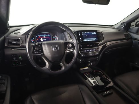 Used 2022 Honda Pilot Black Edition image 3