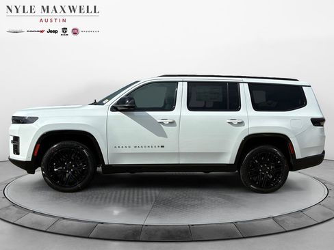 New 2026 Jeep Grand Wagoneer Limited AWD/4WD image 13