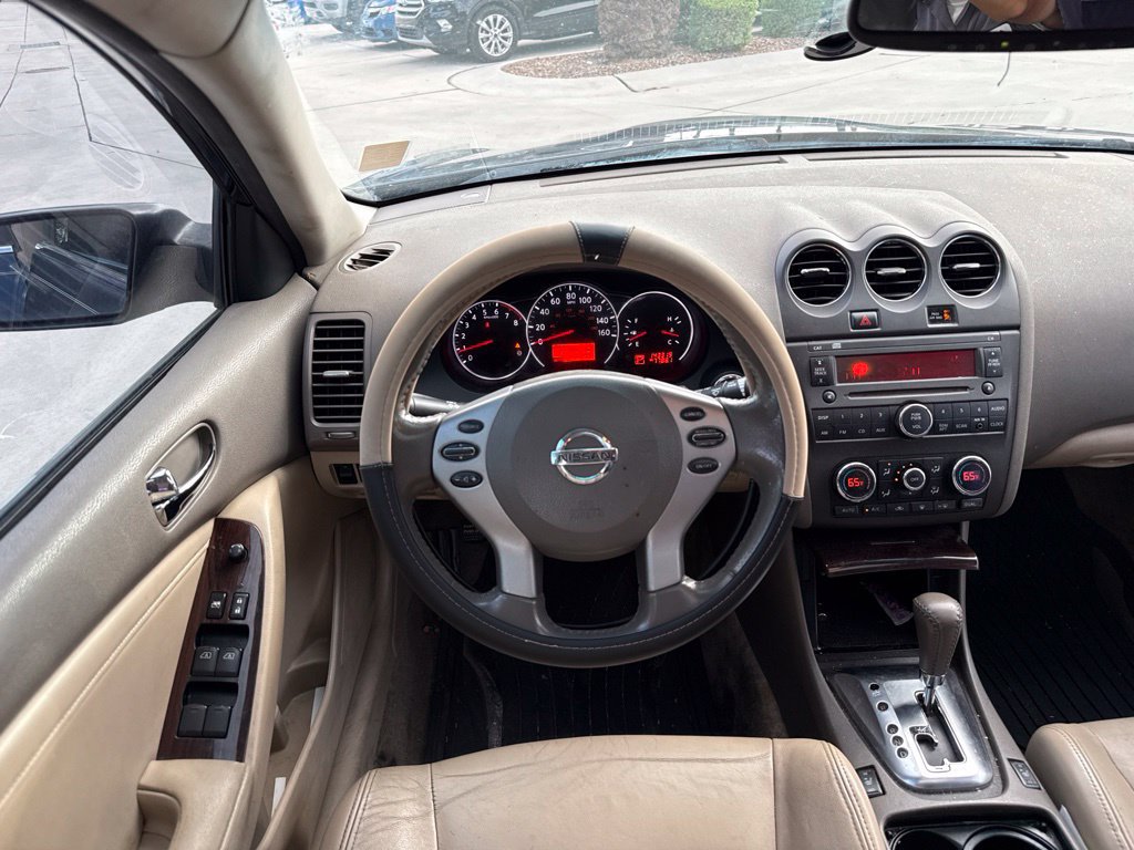 Used 2011 Nissan Altima 2.5 SL w/ 2.5SL Pkg FWD image 9