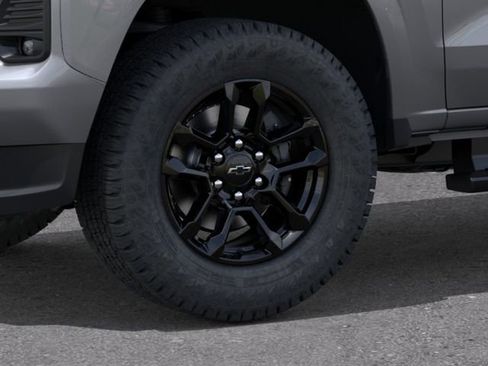 New 2026 Chevrolet Colorado Z71 w/ Midnight Edition AWD/4WD image 9