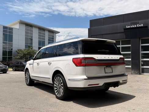 Used 2019 Lincoln Navigator L Reserve AWD/4WD image 3