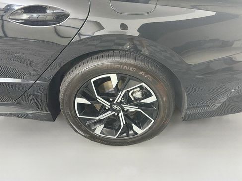 Used 2025 Hyundai Sonata SEL FWD image 11